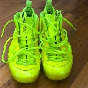 Mens Nike Air Foamposite Pro Volt